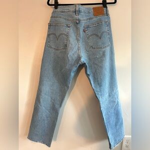 Levi’s Women Wedgie Fit Straight 30W X 26L Tango Hustle (light wash)